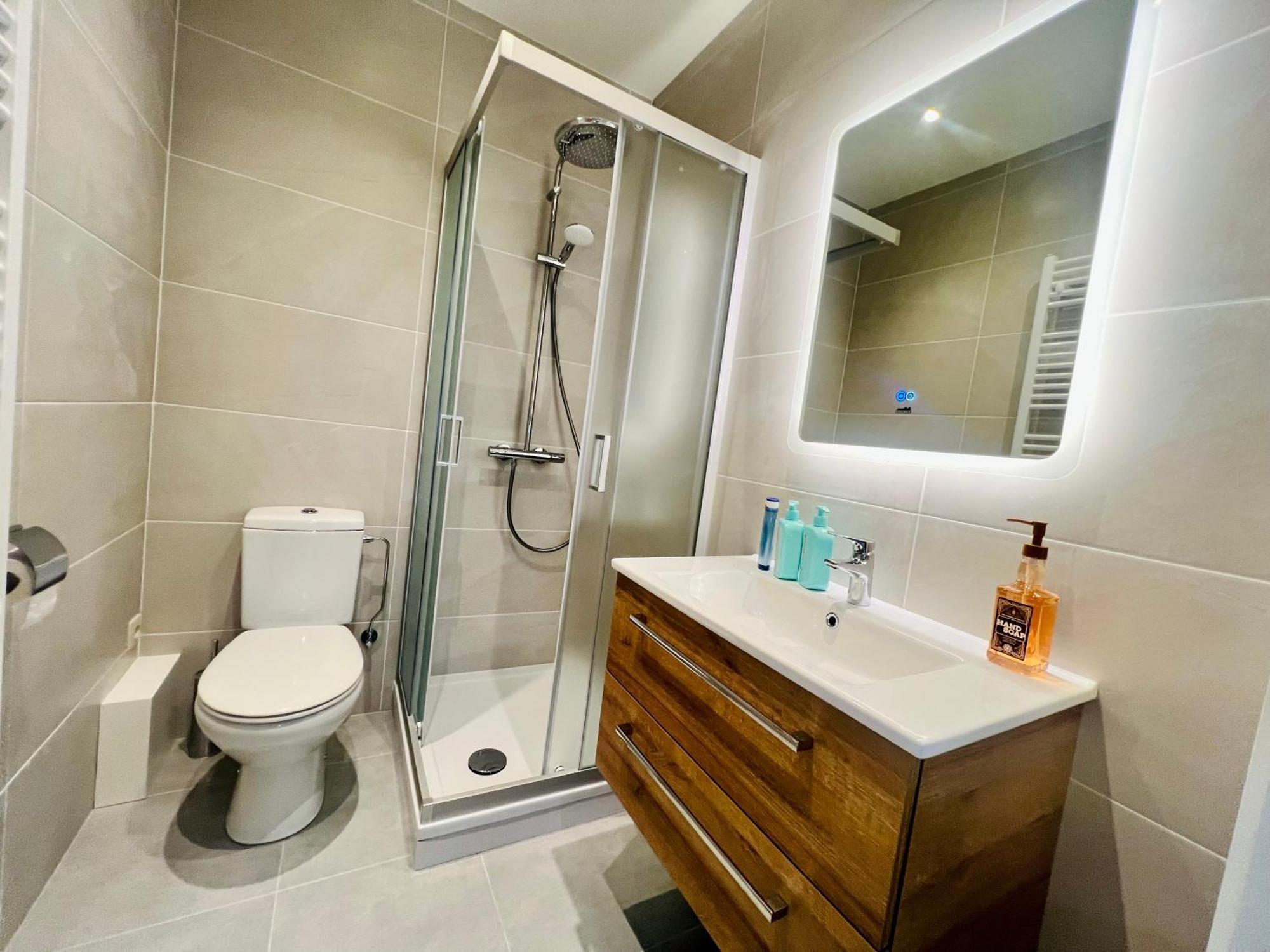 Elegant 3-bedroom Appartement *