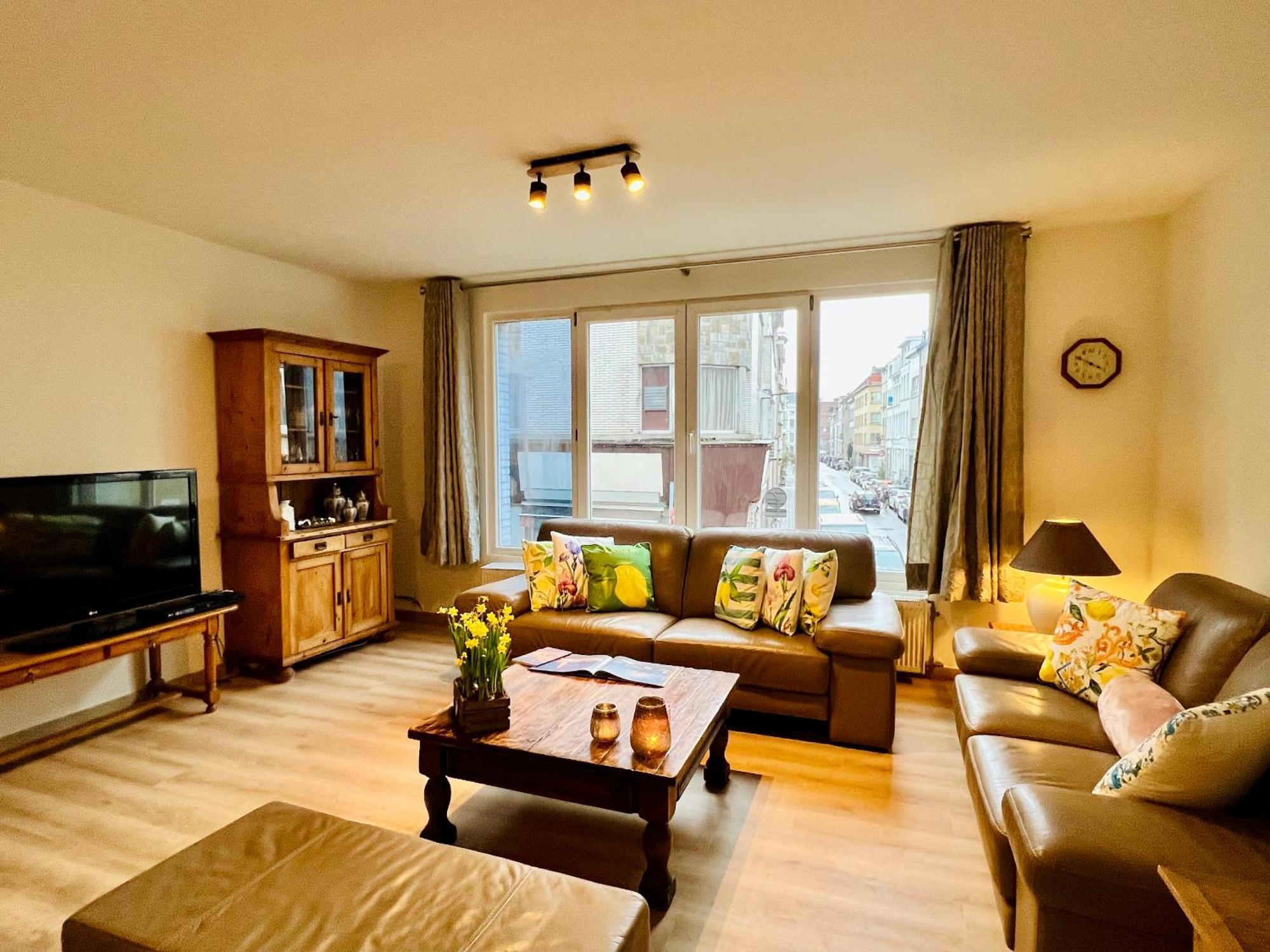 Appartement Elegant 3-bedroom Antwerpen